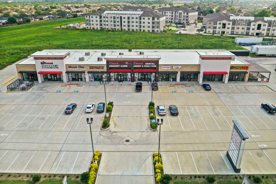 16340 Wallisville Rd, Houston, TX for lease - Primary Photo - Image 1 of 4