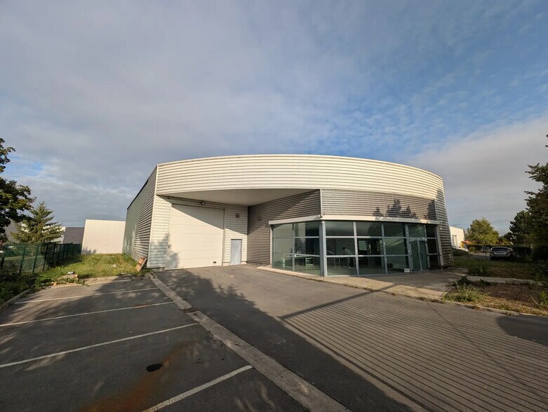 7 Rue Henri Lelarge, Reims for lease - Building Photo - Image 2 of 9