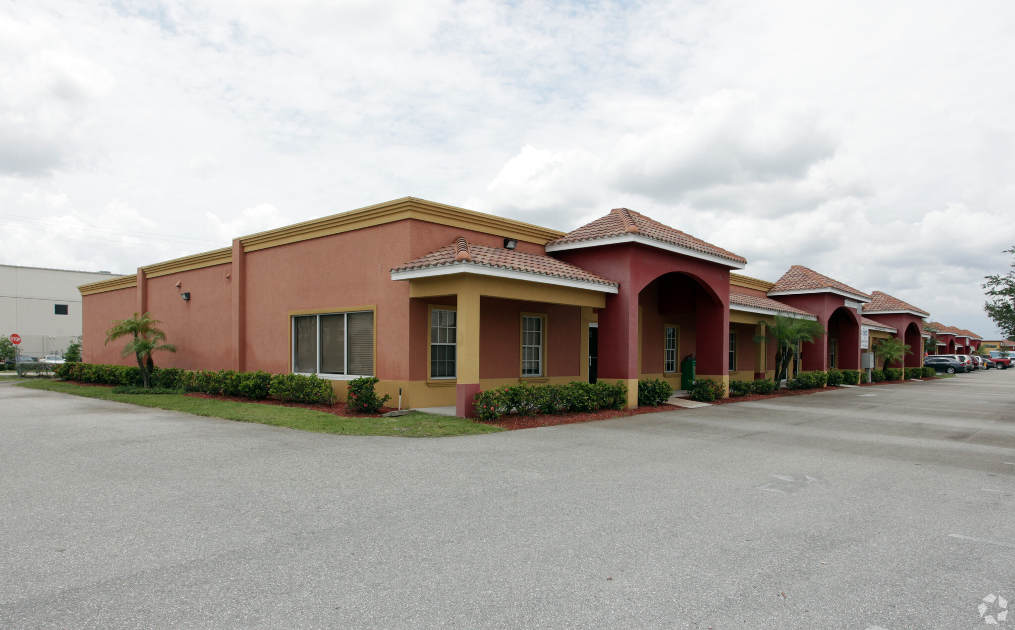 5598 8th St W, Lehigh Acres, FL for lease Primary Photo- Image 1 of 5