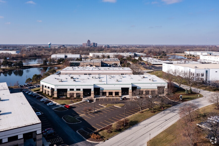 1400 N Michael Dr, Wood Dale, IL for lease - Building Photo - Image 2 of 4