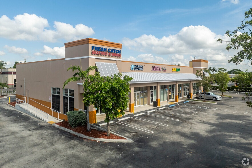 19866-19874 NW 27th Ave, Miami Gardens, FL for lease - Building Photo - Image 1 of 12
