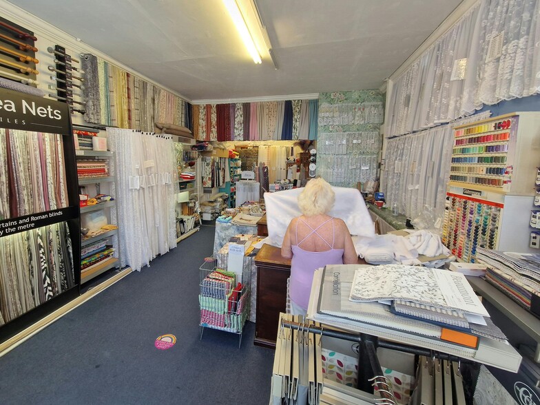 153 Highland Rd, Southsea for lease - Building Photo - Image 2 of 13