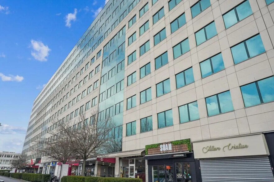 4 Avenue Laurent Cély, Asnières-sur-Seine for lease - Building Photo - Image 2 of 12