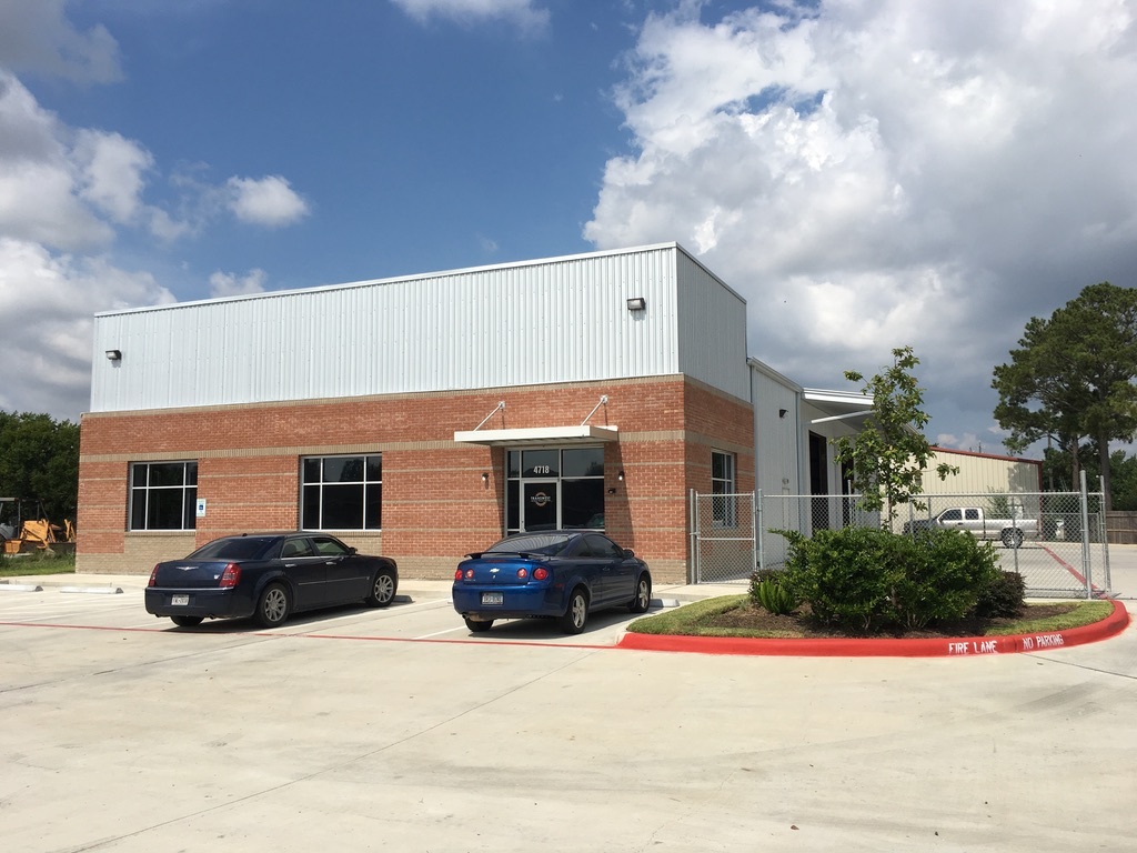 4718 Vista Rd, Pasadena, TX for lease Building Photo- Image 1 of 7