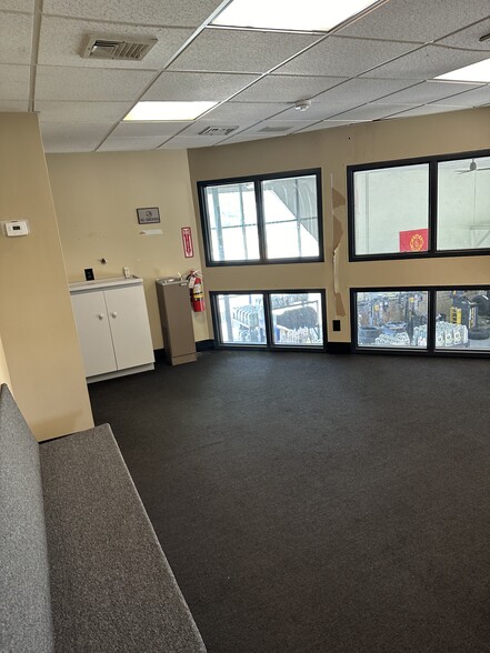 500 Route 46 E, Fairfield, NJ for lease - Building Photo - Image 3 of 4