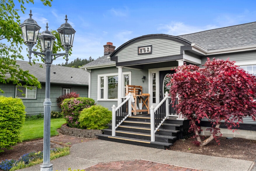 852 S Market Blvd, Chehalis, WA for sale - Building Photo - Image 1 of 9