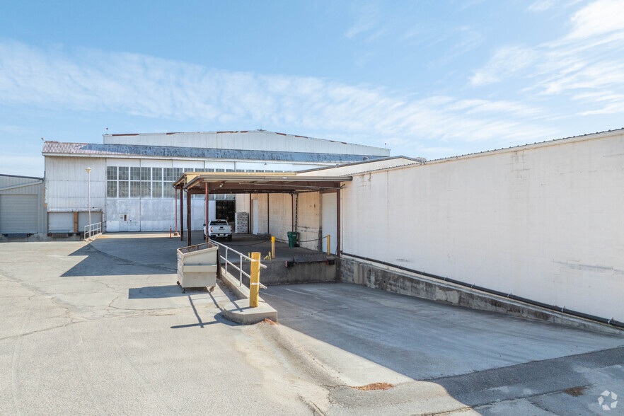 298 Sherwood Rd, Paso Robles, CA for lease - Building Photo - Image 3 of 4