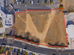 23575 Sunnymead Ranch Pky, Moreno Valley, CA for lease Building Photo- Image 2 of 7