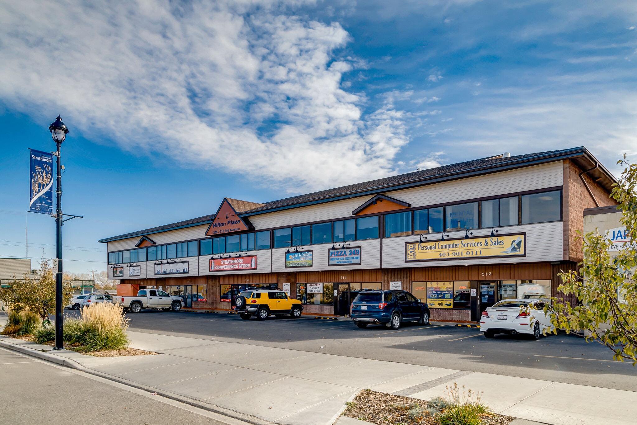 205-213 3rd Ave, Strathmore, AB for lease Building Photo- Image 1 of 9