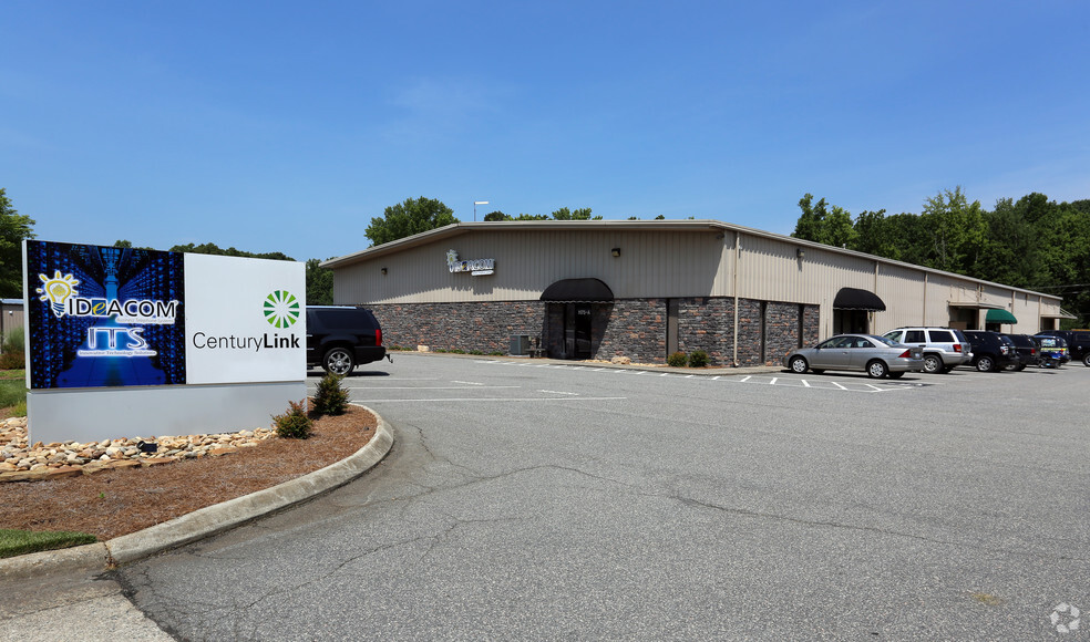 1175 S Park Dr, Kernersville, NC for lease - Building Photo - Image 2 of 8