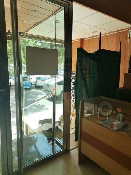 Retail in Córdoba, Córdoba for lease - Building Photo - Image 3 of 16