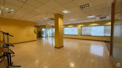 Retail in Parla, Madrid for lease Interior Photo- Image 1 of 14