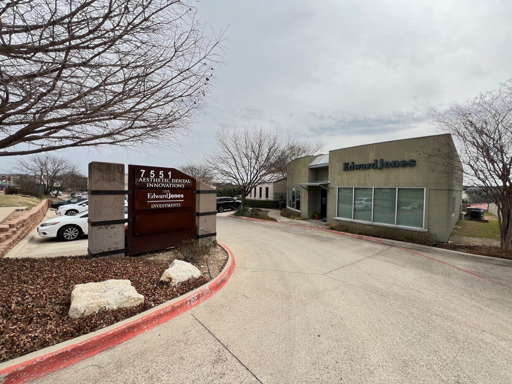 7551-7555 Oakmont Blvd, Fort Worth, TX for sale Building Photo- Image 1 of 1
