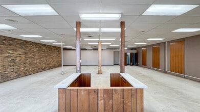 1925-2141 S Main St, Morton, IL for lease Interior Photo- Image 1 of 10