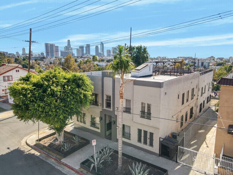 2300 Bellevue Ave, Los Angeles, CA for sale - Building Photo - Image 3 of 15