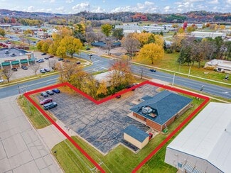 More details for 715 N Main St, River Falls, WI - Office for Sale