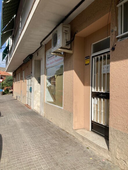 Retail in Aranjuez, Madrid for lease - Building Photo - Image 2 of 4