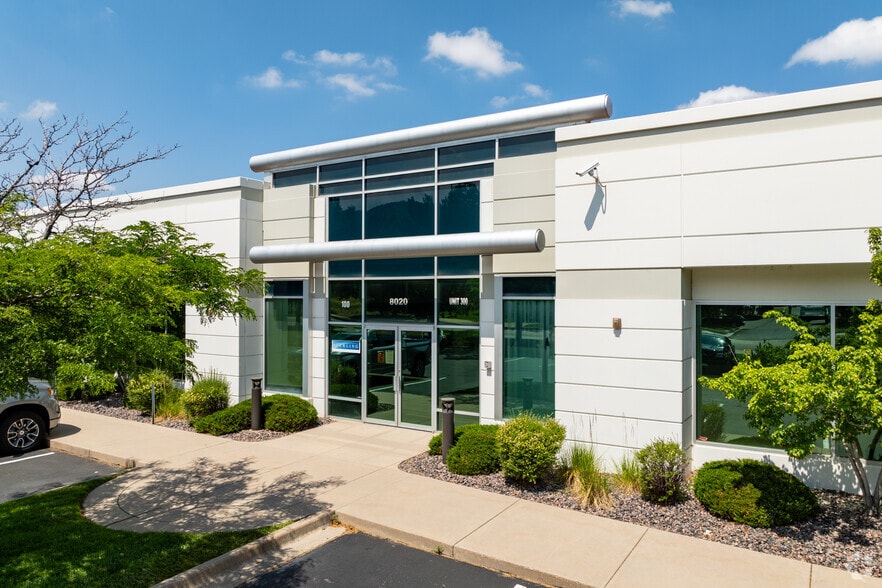 8020 Shaffer Pky, Littleton, CO for lease - Building Photo - Image 3 of 12