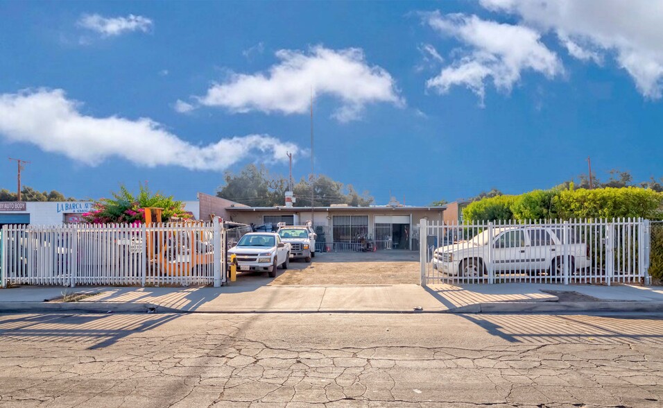 2292 Cabrera Ave, San Bernardino, CA for sale - Building Photo - Image 3 of 13