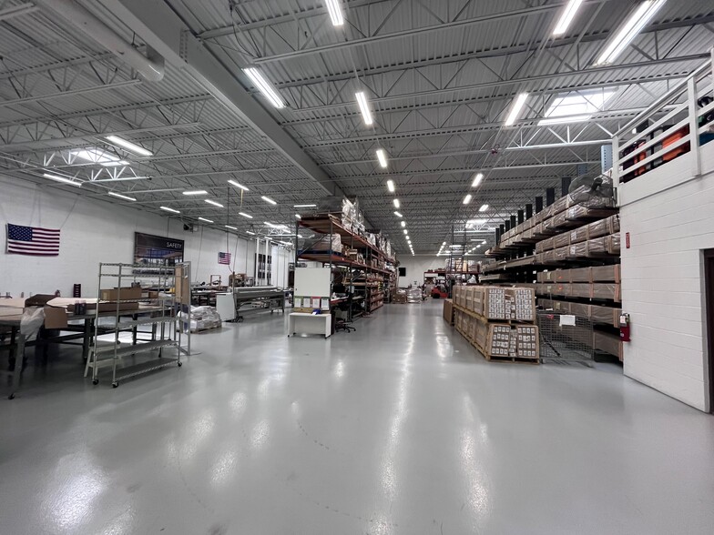 925-933 Oaklawn Ave, Elmhurst, IL for sale - Building Photo - Image 3 of 7