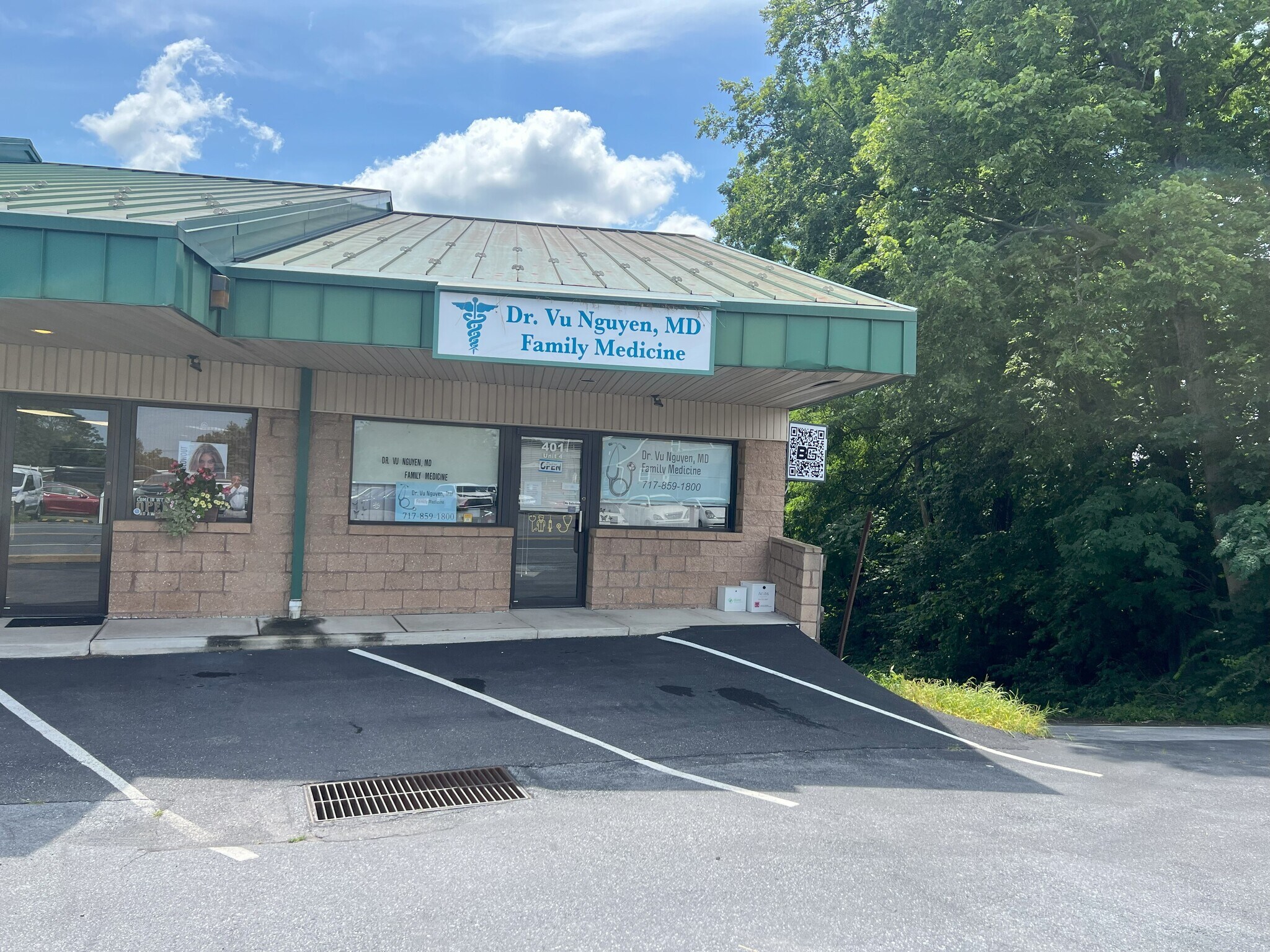 401 S 7th St, Akron, PA for lease Building Photo- Image 1 of 2