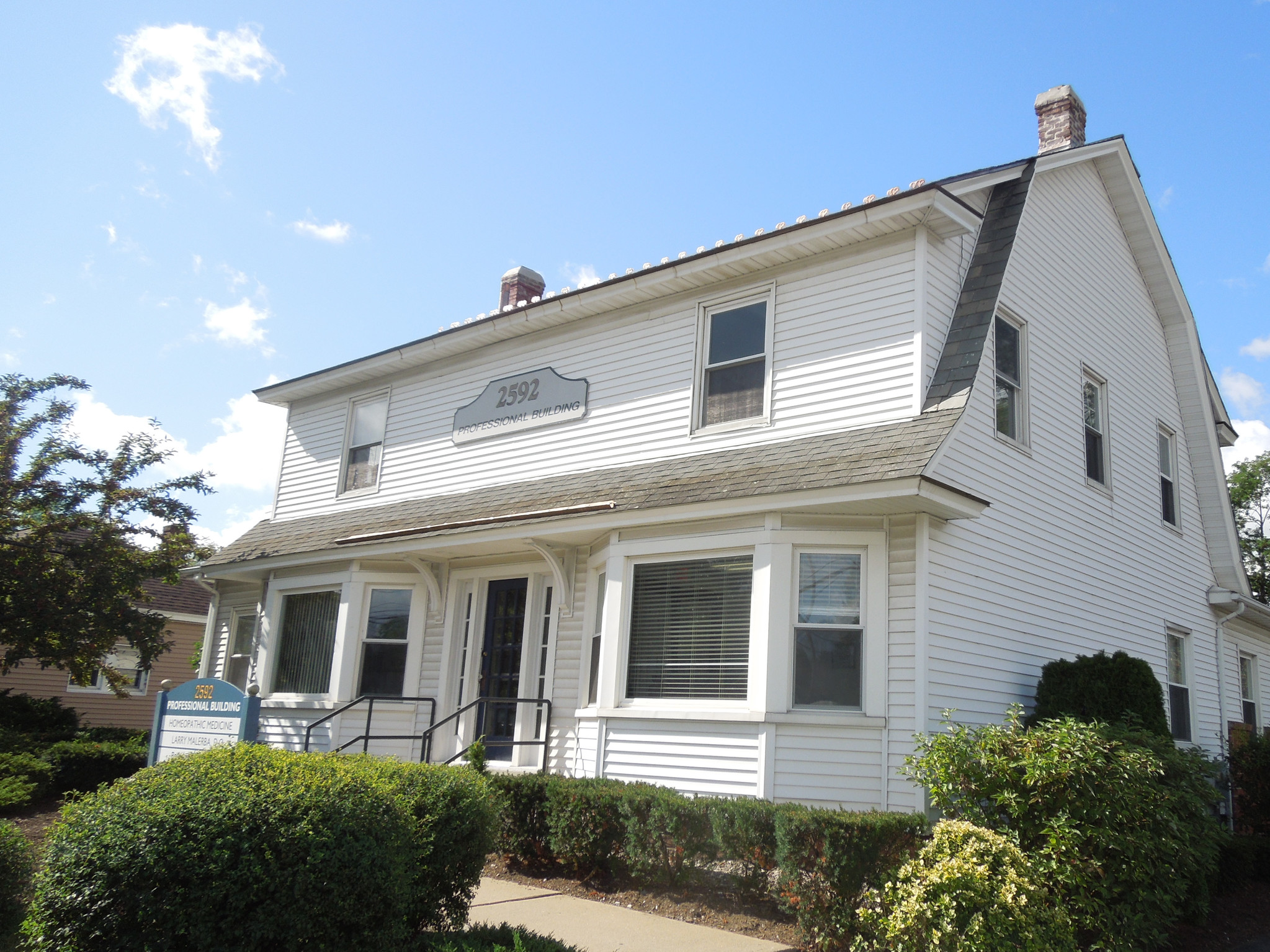 2592 Western Ave, Altamont, NY for sale Primary Photo- Image 1 of 1