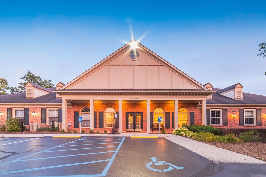 31600 Telegraph Rd, Bingham Farms, MI 48025