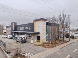 401 Victoria Ave N, Hamilton ON - Commercial Real Estate