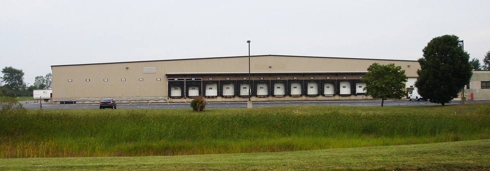 2510 Snow Rd, Lansing, MI for sale - Building Photo - Image 1 of 1