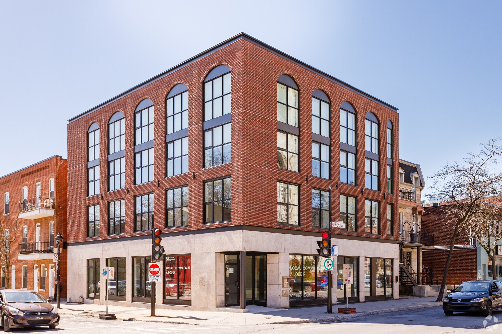 2100-2104 Rue du Centre, Montréal, QC for sale Building Photo- Image 1 of 1
