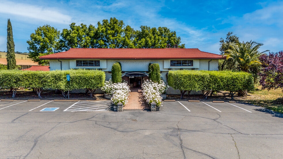 501 Parducci Rd, Ukiah, CA for lease - Primary Photo - Image 1 of 13
