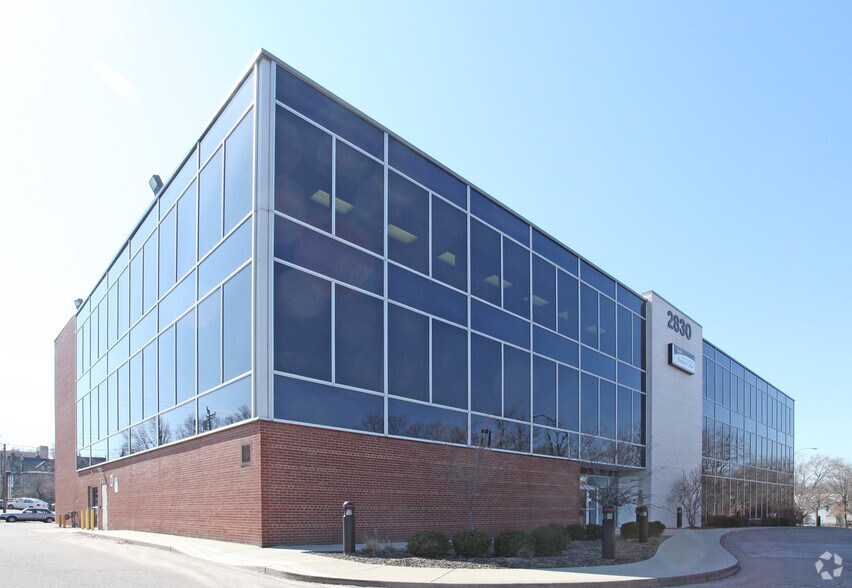 2830 Victory Pky, Cincinnati, OH for lease - Building Photo - Image 1 of 7