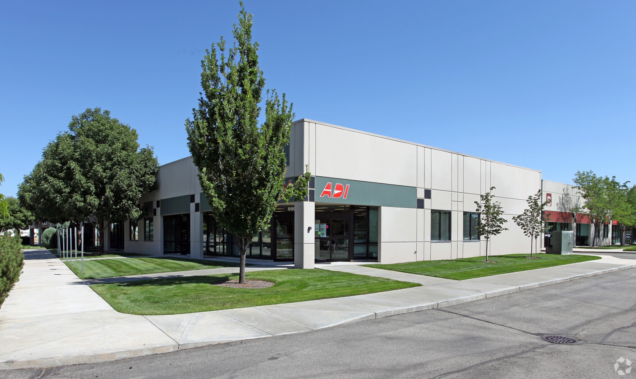 9985-9999 Emerald St, Boise, ID for sale Building Photo- Image 1 of 1