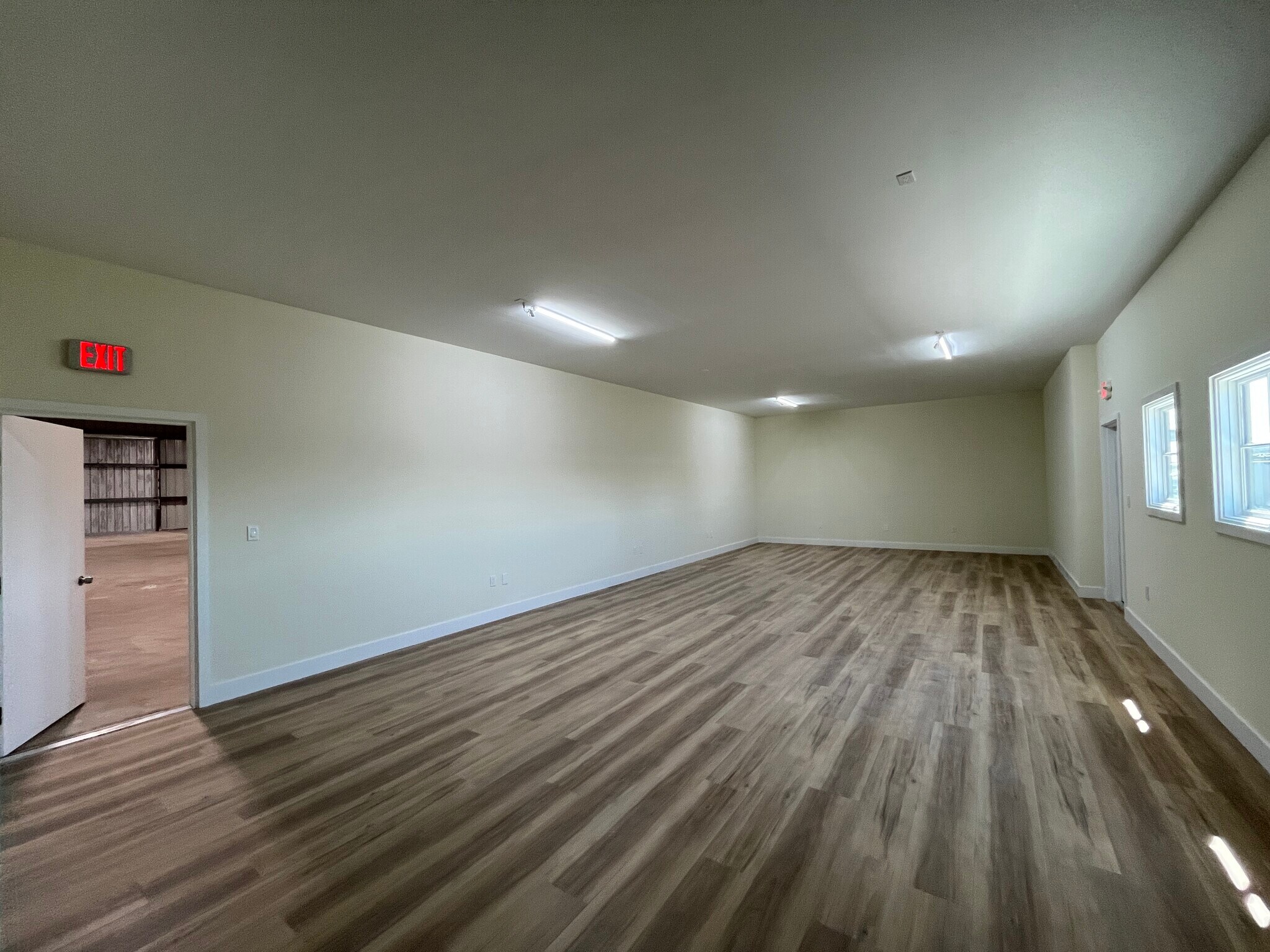 2535 Palm Ave, Fort Myers, FL for lease Interior Photo- Image 1 of 5