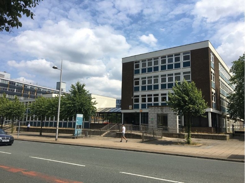 Stanley Rd, Bootle for sale - Primary Photo - Image 1 of 1