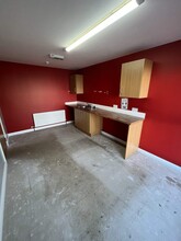 1 Sloefield Dr, Carrickfergus for lease Interior Photo- Image 1 of 5