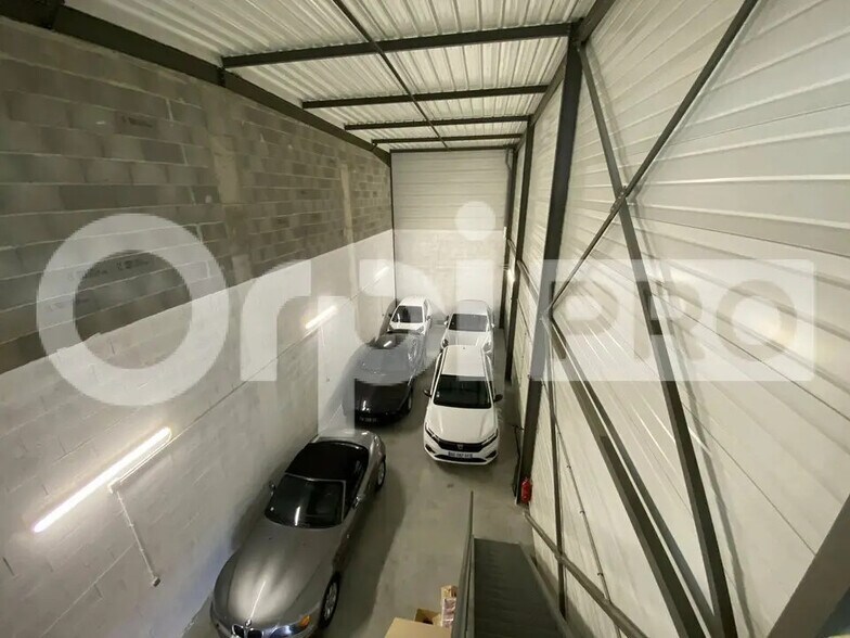 Flex in Limas for lease - Building Photo - Image 3 of 3