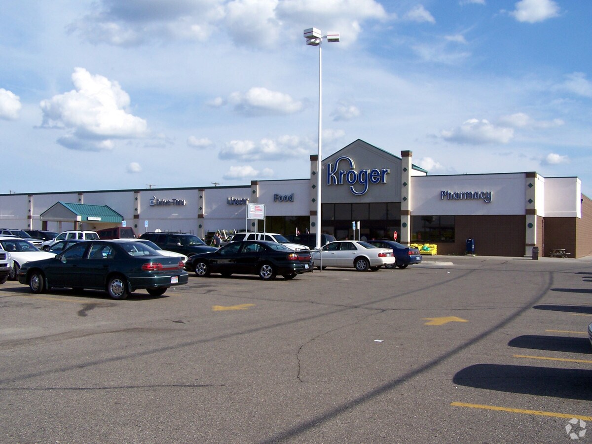 5249 Corunna Rd, Flint, MI 48532 Retail for Lease