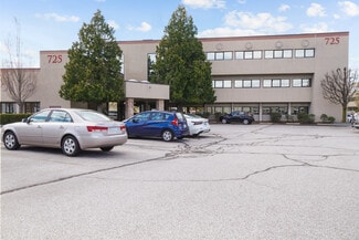 More details for 725 Reservoir Ave, Cranston, RI - Health Care for Sale