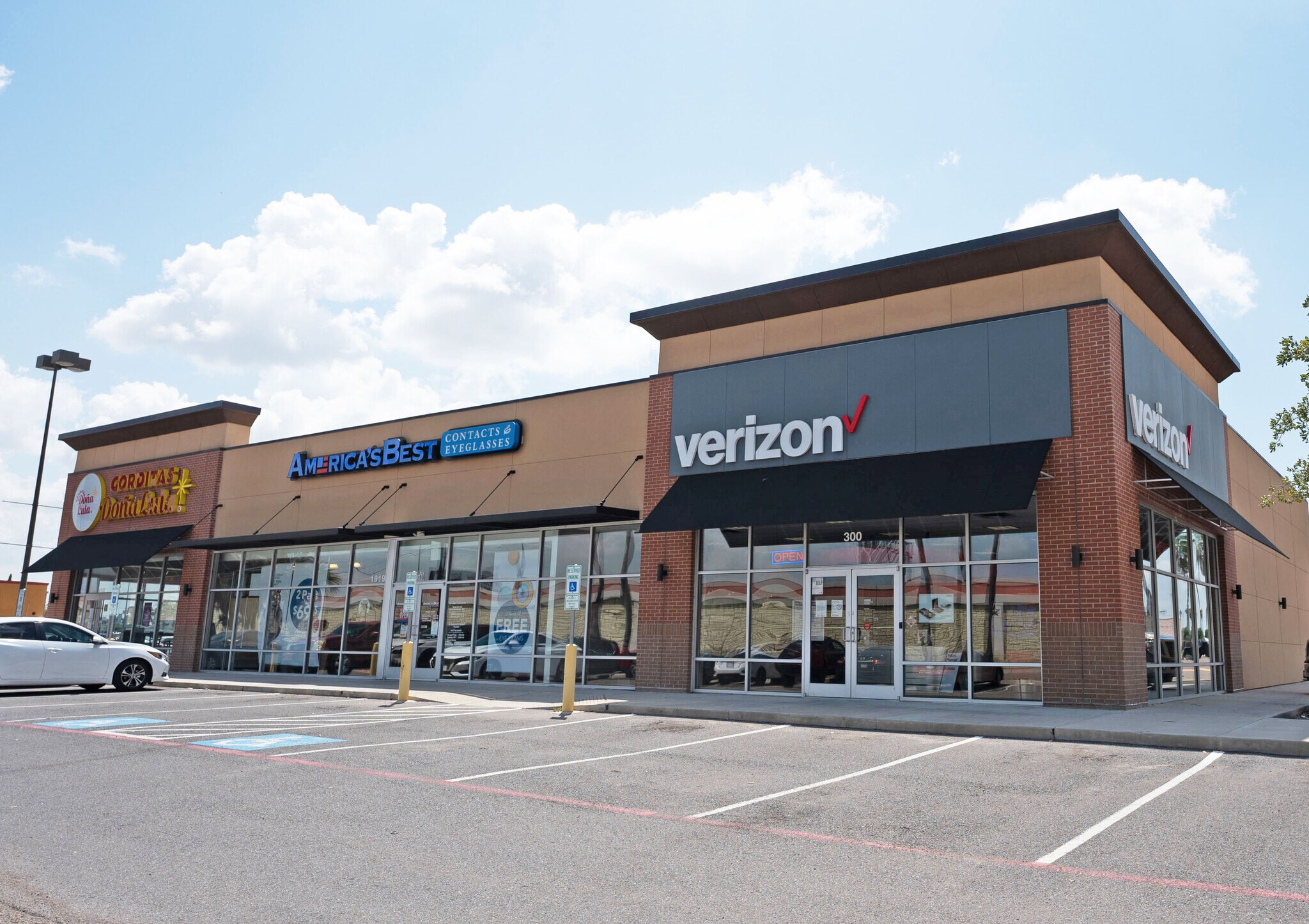 1919 W Expressway 83, Weslaco, TX for sale Building Photo- Image 1 of 1