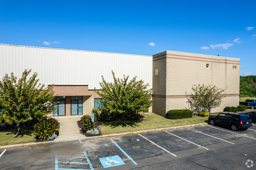 150 9th Ave, Runnemede, NJ for lease - Building Photo - Image 1 of 9