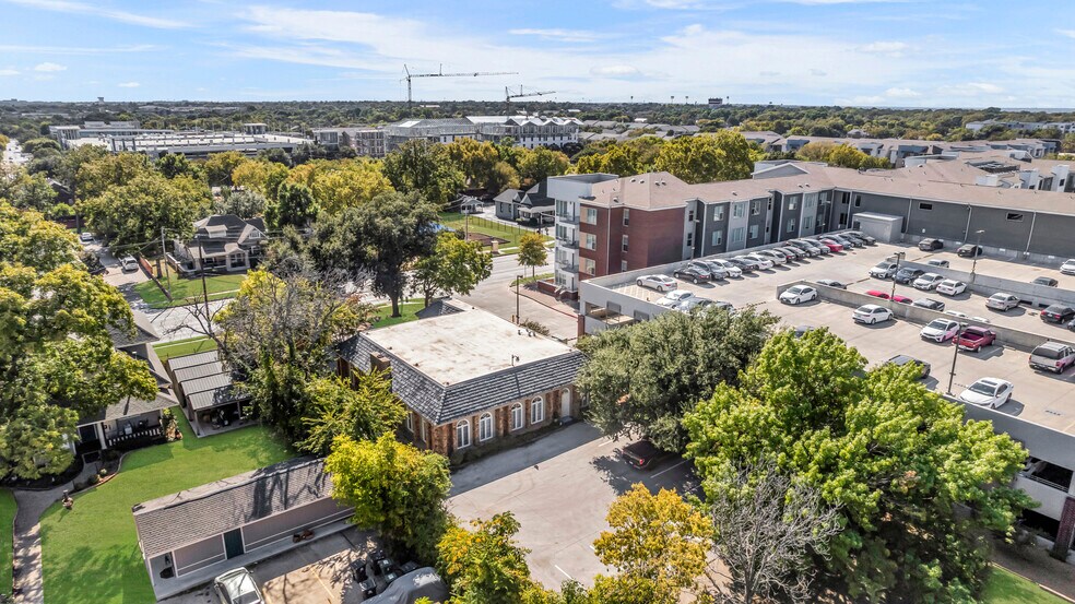 721 W Abram St, Arlington, TX for lease - Building Photo - Image 2 of 35