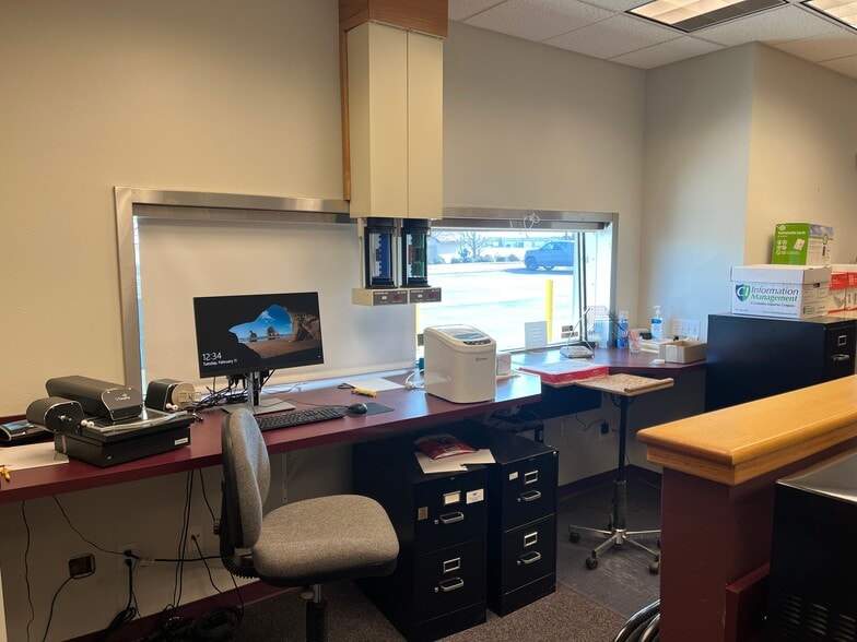 6921 Crosswind Blvd, Kennewick, WA for lease - Building Photo - Image 3 of 20