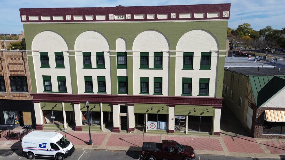 1212 Meridian St, Anderson, IN for sale - Building Photo - Image 2 of 12