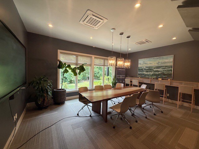 109 Bryan Woods Rd, Savannah, GA for lease Primary Photo- Image 1 of 26