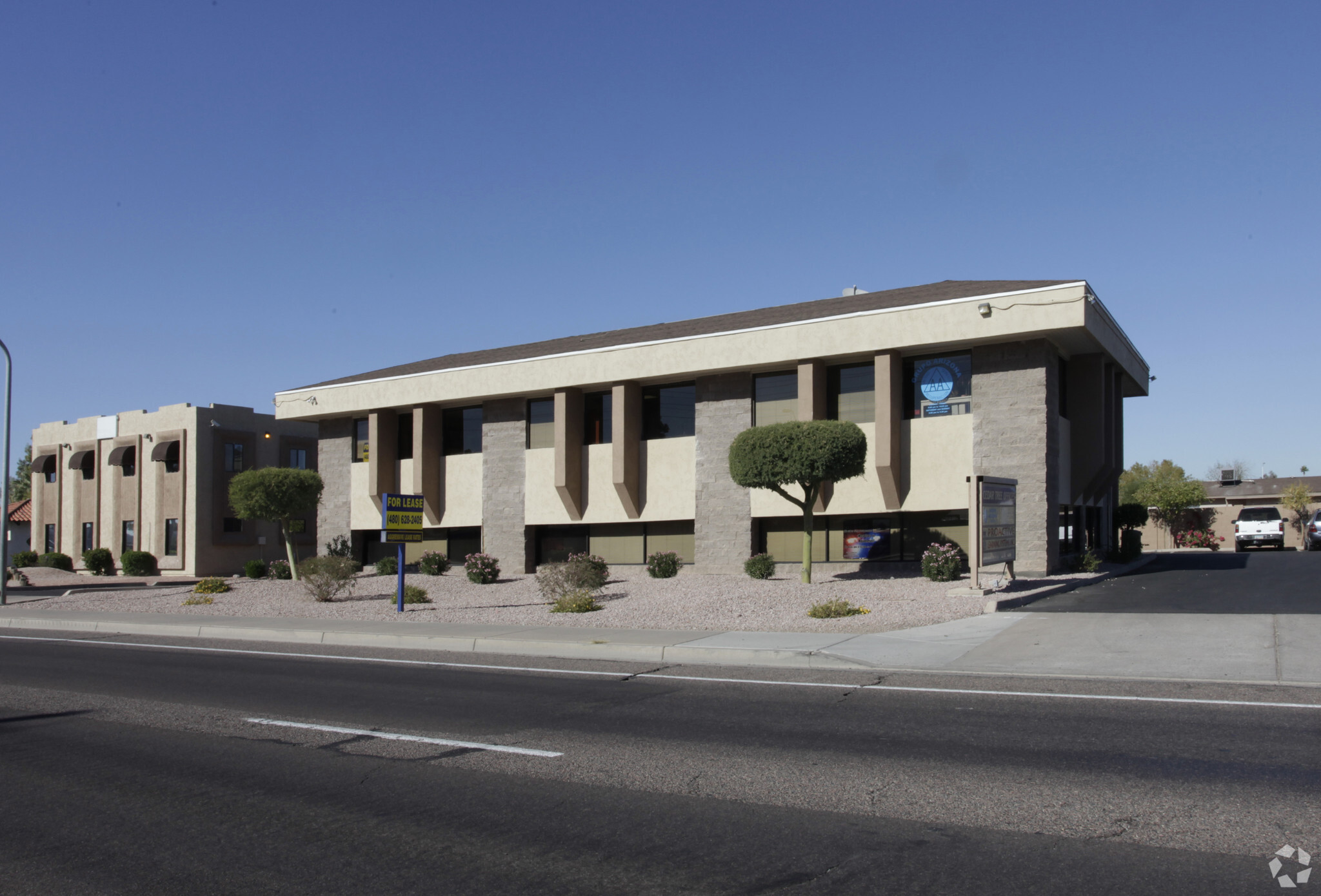 644 E Southern Ave, Mesa, AZ for lease Primary Photo- Image 1 of 7