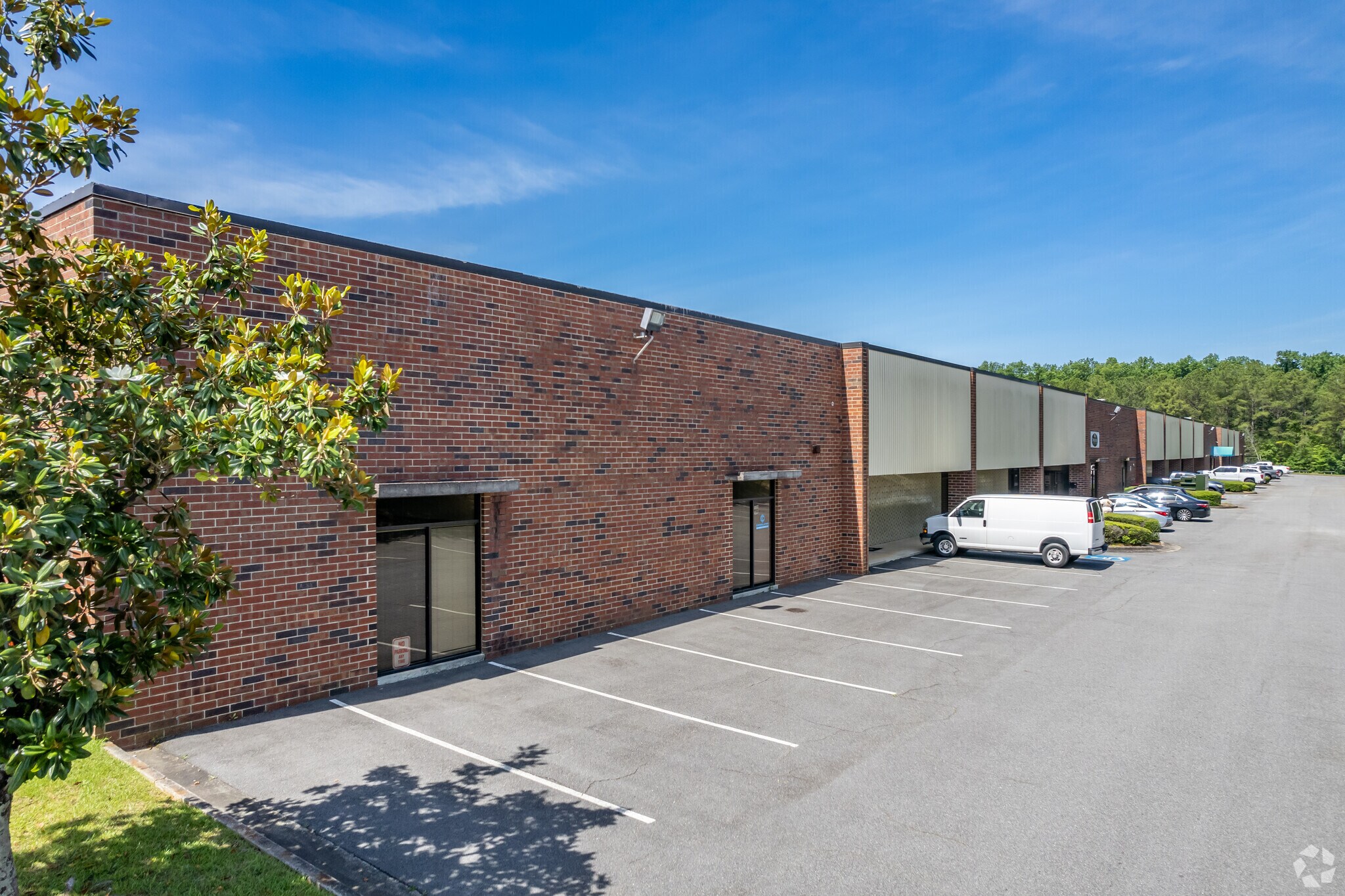 787 Hillcrest Industrial Blvd, Macon-Bibb, GA for lease Building Photo- Image 1 of 5