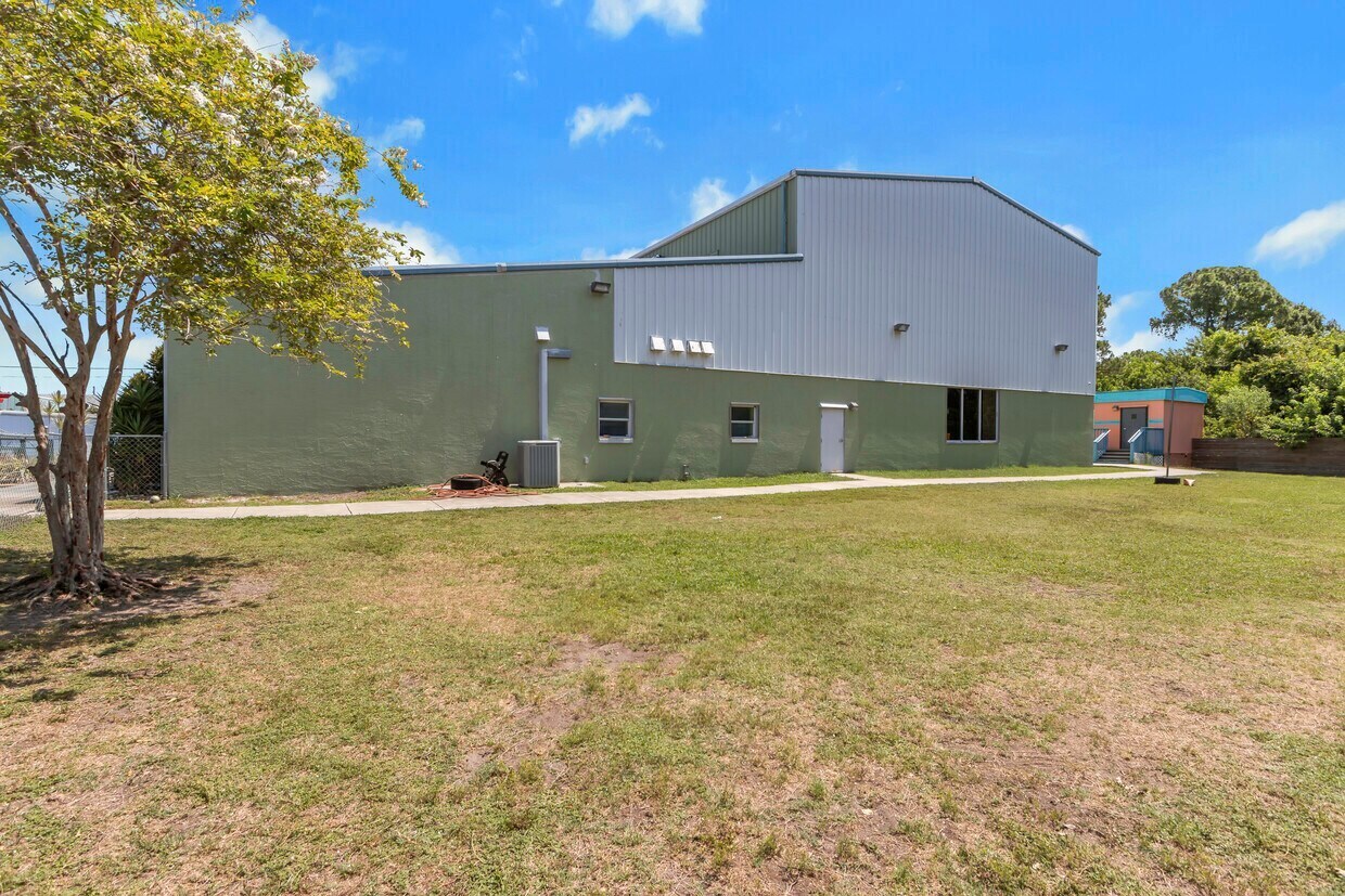 7633 131st St, Seminole, FL for sale Building Photo- Image 1 of 6