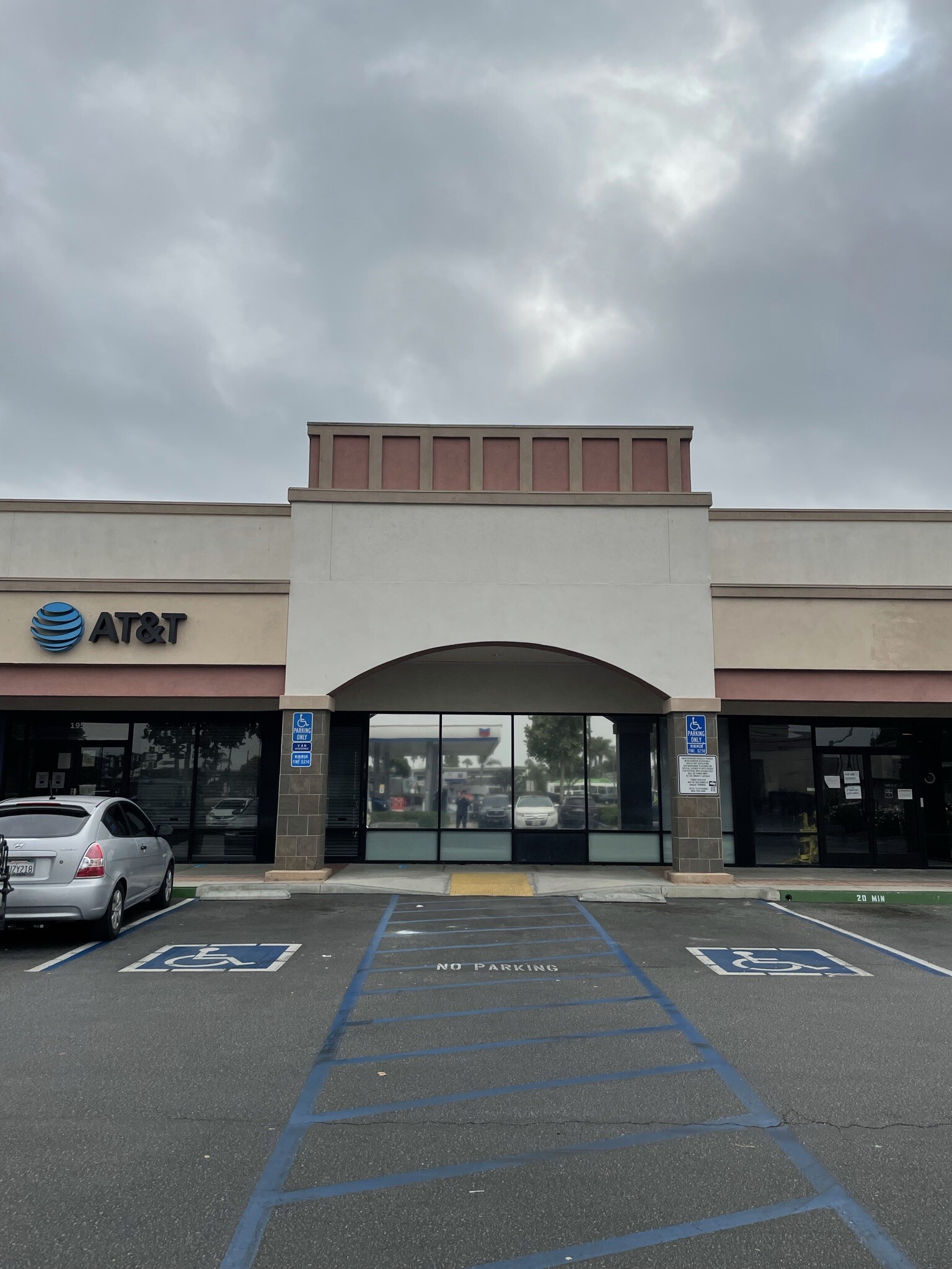 1950-1964 N Rose Ave, Oxnard, CA for lease Building Photo- Image 1 of 8