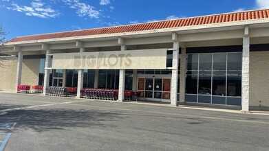 2495-2597 Sycamore Dr, Simi Valley, CA for lease Building Photo- Image 1 of 3